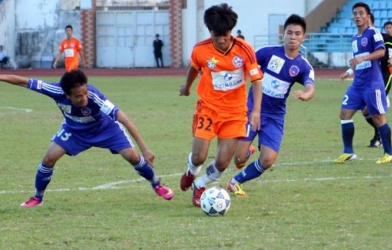 SHB Đà Nẵng thắng đậm đội bóng láng giềng QNK Quảng Nam