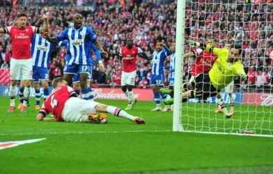 Video bàn thắng: Wigan 1-1 Arsenal (FA CUP 2013/14)