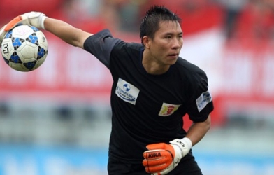 Thủ môn Mạnh Dũng kêu bị đồng đội 'đẩy tội' bán độ