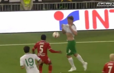 Nổi tiếng toàn cầu vì khống chế bóng bằng áo và nhận thẻ vàng