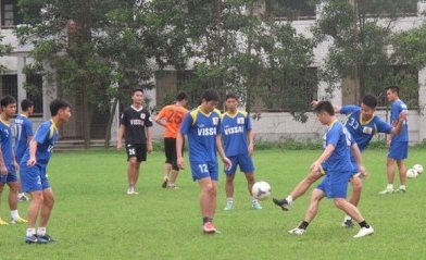 V.Ninh Bình không đủ 16 cầu thủ sang Myanmar