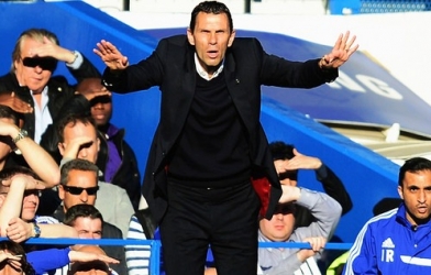 Bí quyết chiến thắng của Sunderland: 'Hãy phá kỷ lục của Mourinho cho tôi'