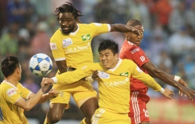 Công Vinh ghi bàn, SLNA vẫn bại trận trên sân Bình Dương