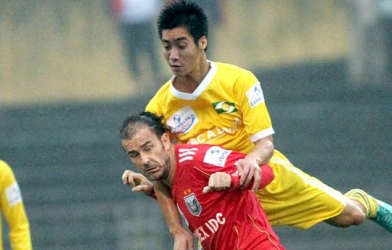 CĐV SLNA lập 'chảo lửa thành Vinh' giữa lòng Thủ Dầu Một