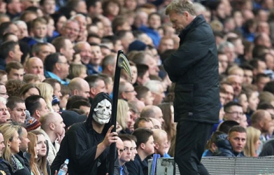 Thần chết xuất hiện đòi bắt David Moyes