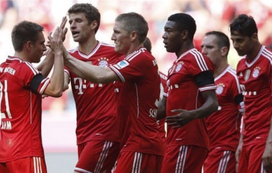 Bayern 5-2 Bremen: 'Hùm xám' nổi giận