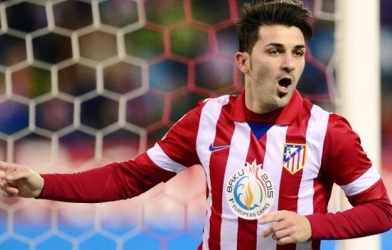 David Villa được cả sân Mestalla đứng dậy vỗ tay