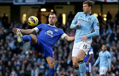 Vì ngôi vô địch, Rodgers đánh tiếng 'cầu viện' Everton