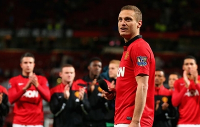 Nemanja Vidic ngậm ngùi chia tay Manchester United