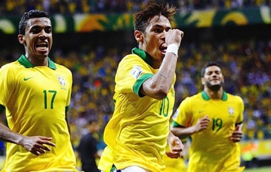 Brazil sẽ chơi với sơ đồ nào tại World Cup 2014?