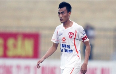 Phước Tứ chính thức đầu quân cho B.Bình Dương