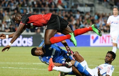 Tuyển Pháp thiệt quân trước thềm World Cup 2014