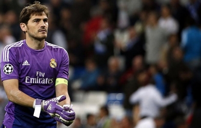 Iker Casillas trước cơ hội lịch sử tại Champions League