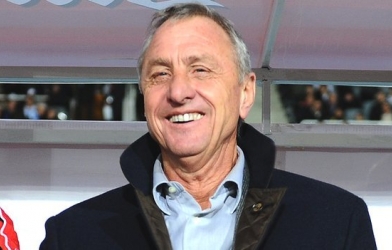'Thánh' Johan Cruyff so sánh Messi, Ronaldo và nhận định về World Cup