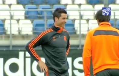 VIDEO: Ronaldo tập luyện sẵn sàng cho chung kết Champions League