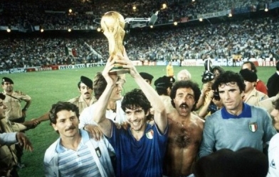 World Cup 1982: Italia vô địch lần thứ 3, Paolo Rossi giành Chiếc giày vàng