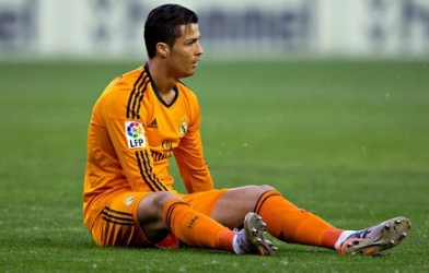 Bồ Đào Nha xác nhận Ronaldo bị viêm gân