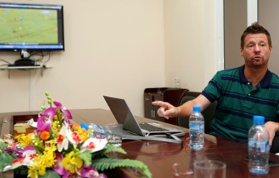 HLV Dylan Kerr không muốn Hải Phòng bỏ giải