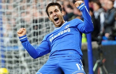 Lộ bằng chứng Fabregas sắp cập bến Chelsea