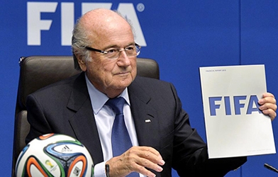 Chủ tịch FIFA được yêu cầu từ chức