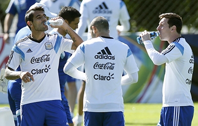 Argentina – Bosnia-Herzegovina: ‘Ma mới’ gặp núi cao, 5h00 ngày 16/6