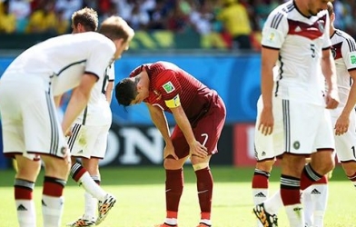 Người Đức tiết lộ cách khoá Ronaldo