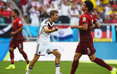 Lập hat-trick, Thomas Muller đạt hiệu suất tốt nhất lịch sử World Cup