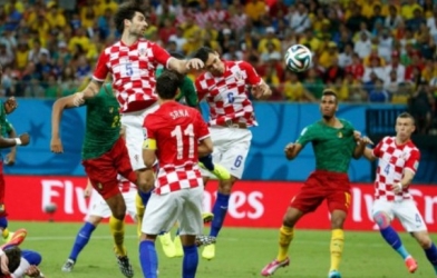 Video bàn thắng: Cameroon 0-4 Croatia (Bảng A - World Cup 2014)