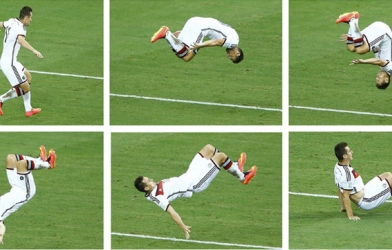 VIDEO: Bàn thắng đưa Miroslav Klose sánh ngang huyền thoại Ronaldo béo