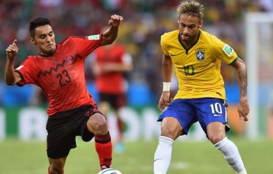 Điểm tin thể thao trưa 23/6: Louis Van Gaal tố cáo FIFA thiên vị Brazil