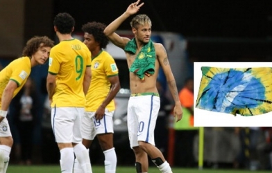 Khoe quần lót, Neymar đối mặt với lệnh cấm thi đấu của FIFA