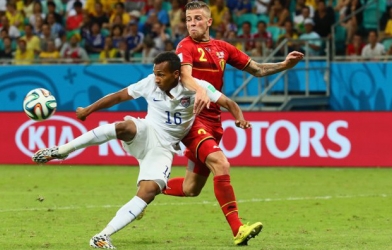 VIDEO: Pha volley tuyệt đẹp của Julian Green vào lưới tuyển Bỉ