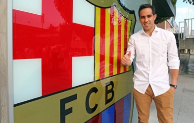 Barcelona chính thức ra mắt tân binh thứ 4