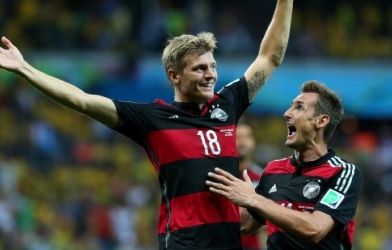 Toni Kroos ấn tượng nhất trong trận thắng đậm Brazil