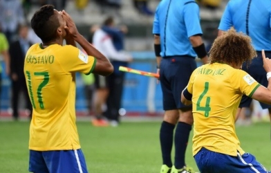 Cựu danh thủ thế giới bình luận về trận thua lịch sử của Brazil