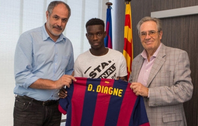 Thêm một tân binh chính thức gia nhập Barcelona