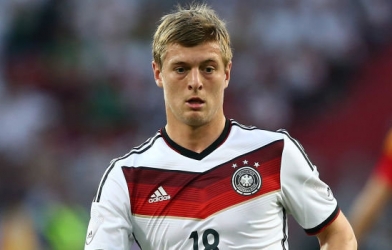 Cầu thủ xuất sắc nhất WC: Kroos dẫn đầu, Messi nằm ngoài top 10