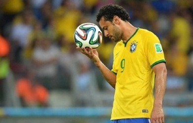 Xấu hổ vì bị chế giễu, Fred chia tay ĐT Brazil