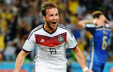 HLV Đức đã nói gì với Gotze trước khi anh ghi bàn?