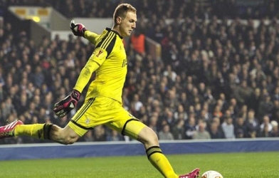 Atletico Madrid đã có người thay thế thủ môn Courtois