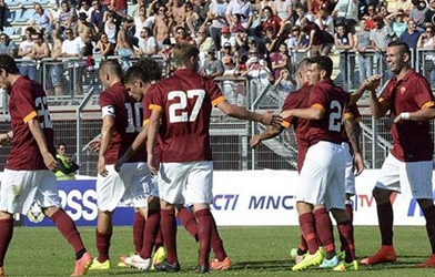 Roma khởi đầu thắng lợi trước đối thủ của U-23 Việt Nam