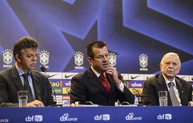 Dunga thận trọng trước cơ hội thứ 2 tại Selecao