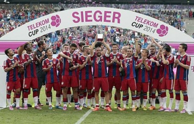 Bayern Munich bảo vệ thành công chức vô địch Telekom Cup 2014