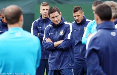 Hình ảnh Lampard và Sagna hội quân cùng Man City