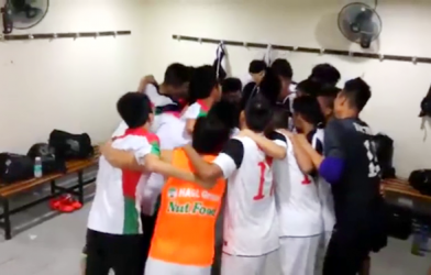 VIDEO: U19 Việt Nam ăn mừng đầy cảm xúc sau trận thắng U22 Singapore