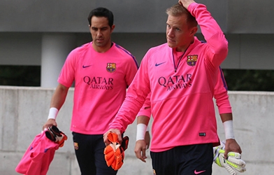 Barca mất người gác đền trong 3 tuần