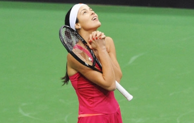 Cincinnati Masters 2014: Đánh bại Sharapova, Ivanovic gặp Serena tại CK