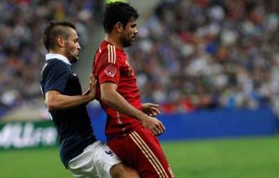 Chelsea ‘tái mặt’ vì Diego Costa