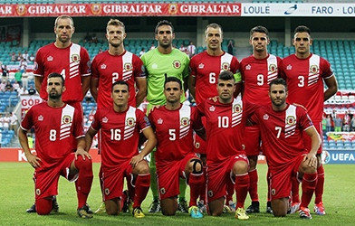 ĐTQG Gibraltar dự vòng loại Euro 2016 với thợ điện, cảnh sát và lính cứu hỏa