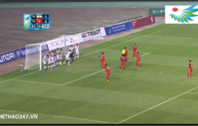 VIDEO: Bàn thắng độc đáo từ pha đá phạt gián tiếp của Olympic Việt Nam (Asiad 17)